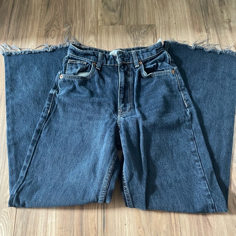 Zara High Rise Wide Leg Jeans 24